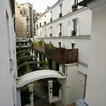 아파트 Spacious Duplex Oberkampf - Bail Mobilite *