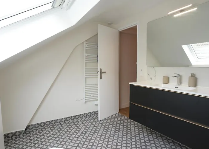 Spacious Duplex Oberkampf - Bail Mobilite פריז
